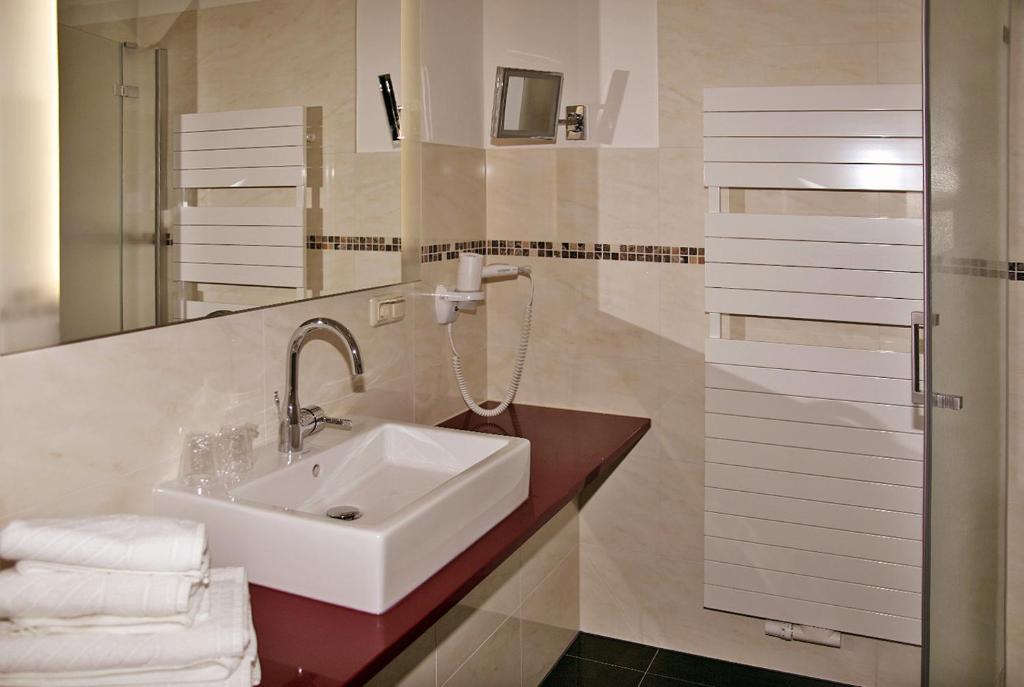Aparthotel Saatmann Garni Ahrenshoop Phòng bức ảnh