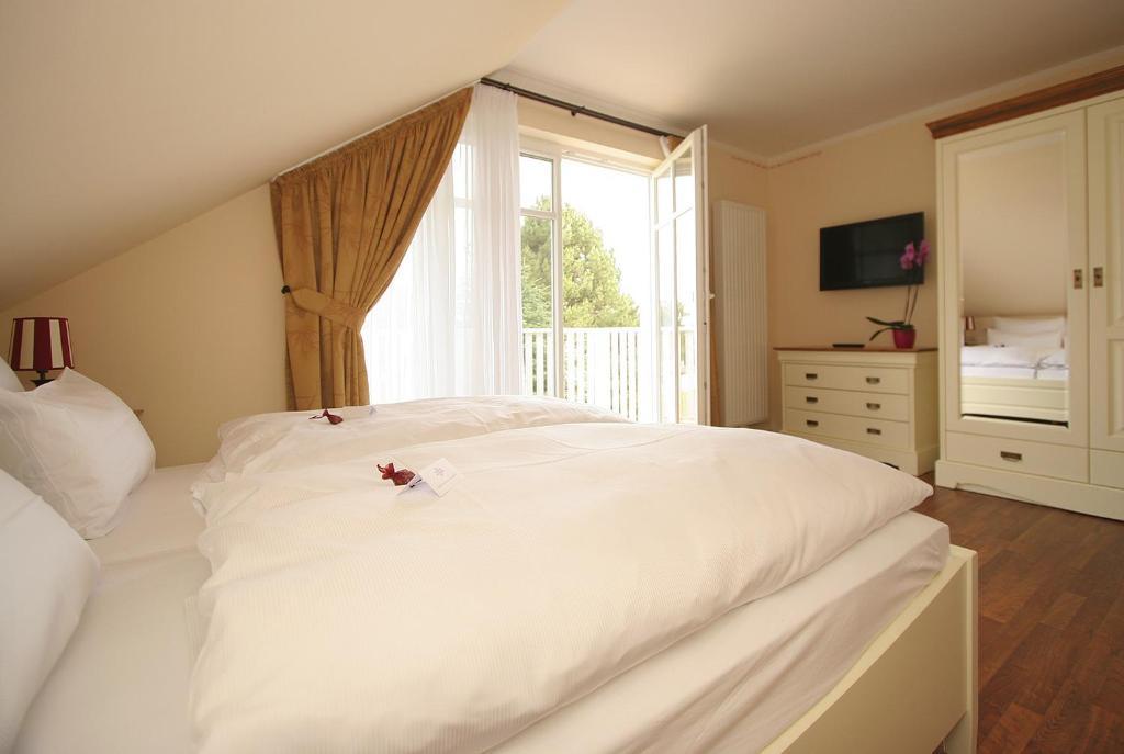 Aparthotel Saatmann Garni Ahrenshoop Phòng bức ảnh