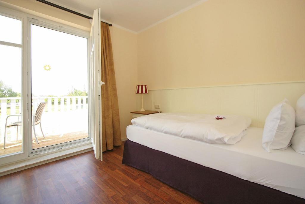 Aparthotel Saatmann Garni Ahrenshoop Phòng bức ảnh